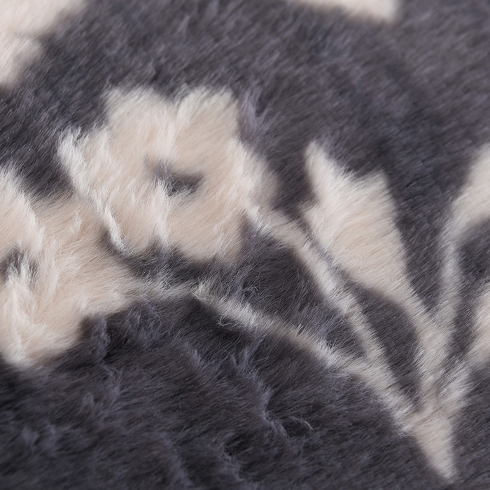 91家纺网 家纺一手货源 找家纺 德比尔斯  2025新款兔毛绒兔兔绒牛奶绒四件套床盖款 莫奈花园