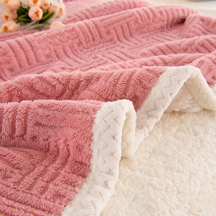 91家纺网 家纺一手货源 找家纺 （总）圣靓 2025新款塔芙绒羊羔绒双层毯子毛毯