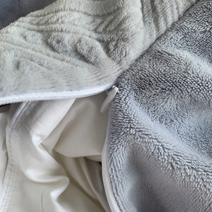 91家纺网 家纺一手货源 找家纺 莱豫家纺 2025新款全消光雕花牛奶绒四件套-流年 流年木薯灰