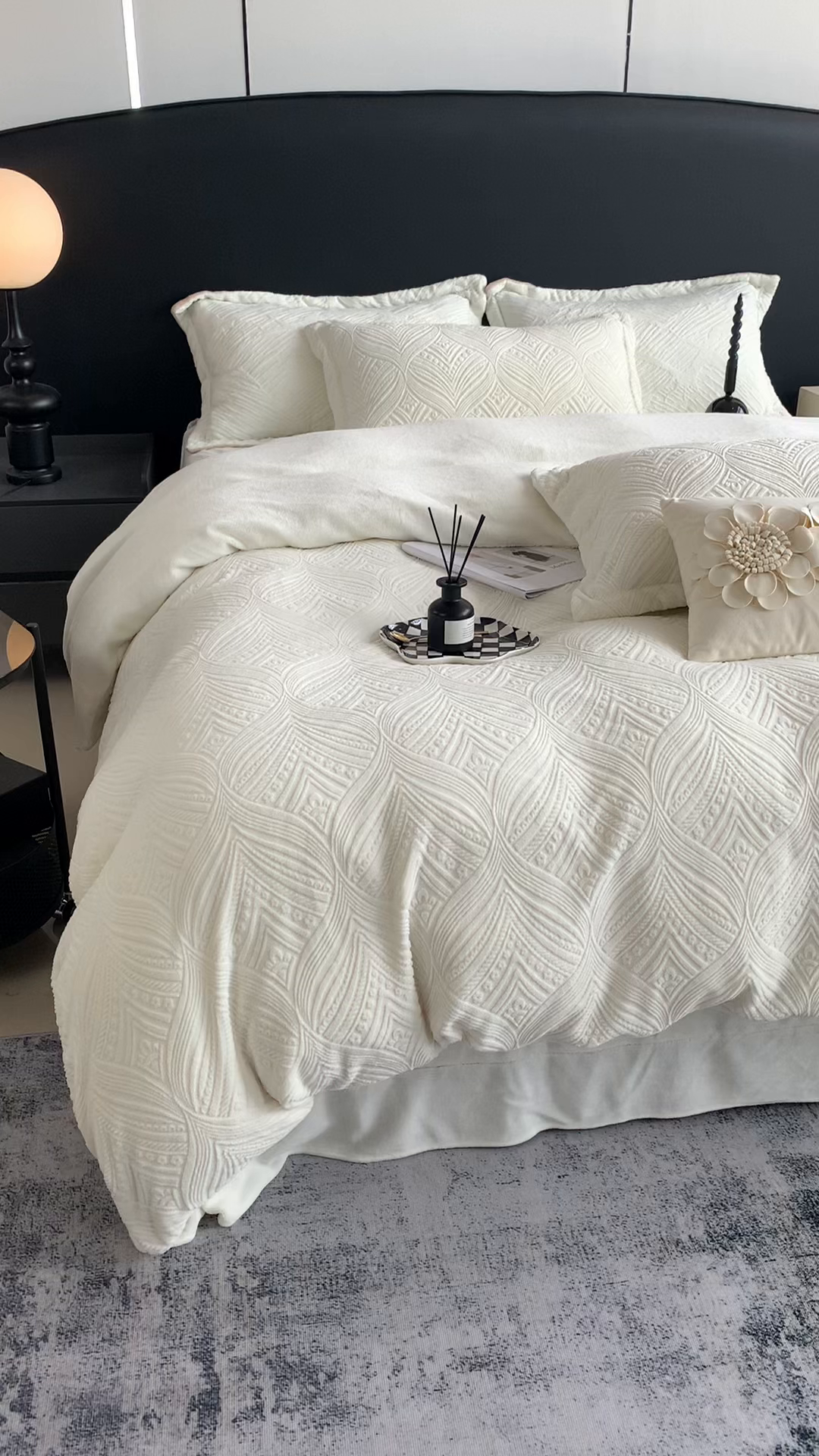 91家纺网 家纺一手货源 找家纺 莱豫家纺 2025新款全消光雕花牛奶绒四件套-流年 流年祖母绿