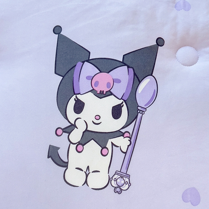 91家纺网 家纺一手货源 找家纺 吉咪兔家纺 25年新款三丽鸥库洛米儿童豆豆被针织棉幼儿园宝宝午睡春秋四季婴儿被子苹果库洛米