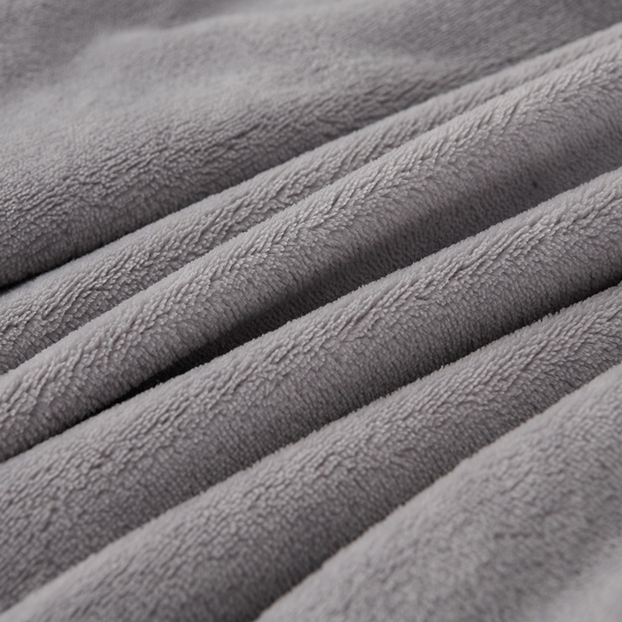 91家纺网 家纺一手货源 找家纺 德比尔斯 2025新款兔毛绒兔兔绒雕花牛奶绒四件套 馥雅-灰