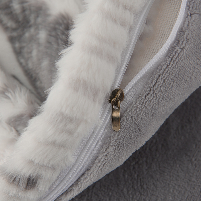 91家纺网 家纺一手货源 找家纺 德比尔斯 2025新款兔毛绒兔兔绒雕花牛奶绒四件套 蝴蝶-灰