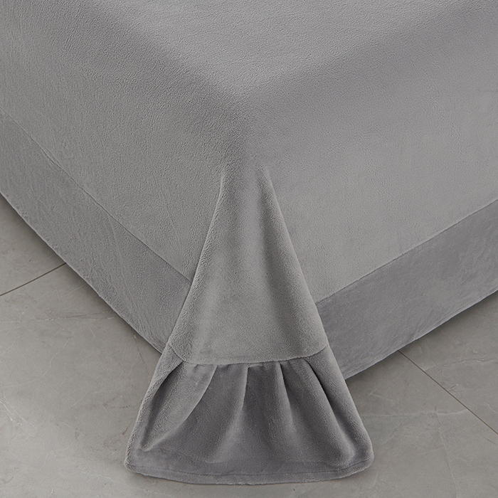 91家纺网 家纺一手货源 找家纺 德比尔斯 2025新款兔毛绒兔兔绒雕花牛奶绒四件套 蝴蝶-灰