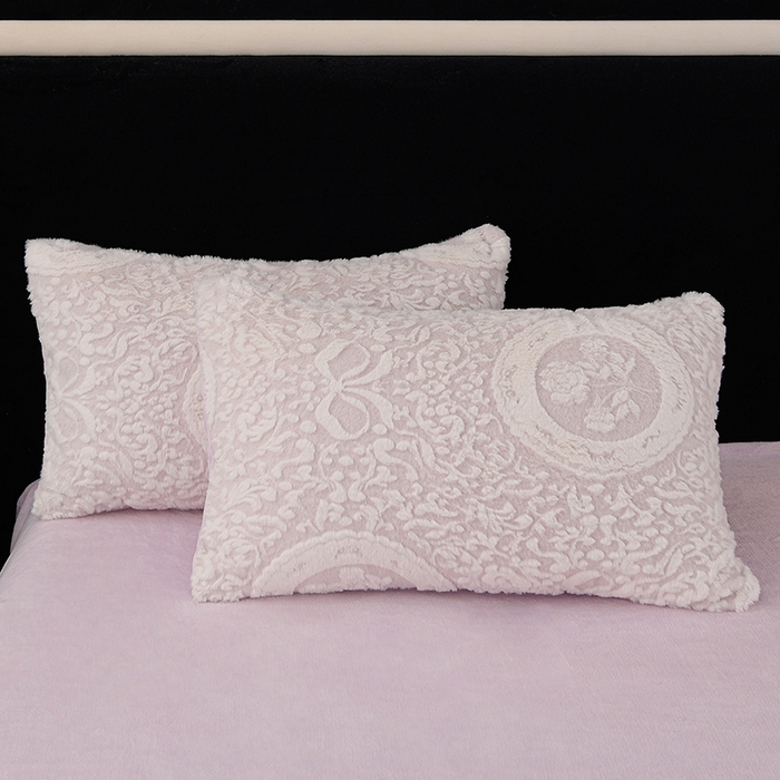 91家纺网 家纺一手货源 找家纺 德比尔斯 2025新款兔毛绒兔兔绒雕花牛奶绒四件套 花语-紫