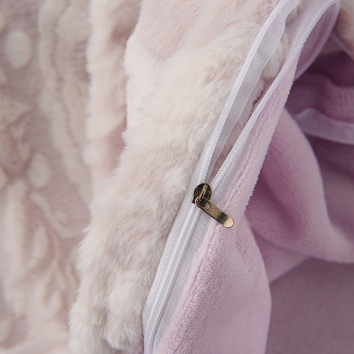 91家纺网 家纺一手货源 找家纺 德比尔斯 2025新款兔毛绒兔兔绒雕花牛奶绒四件套 花语-紫