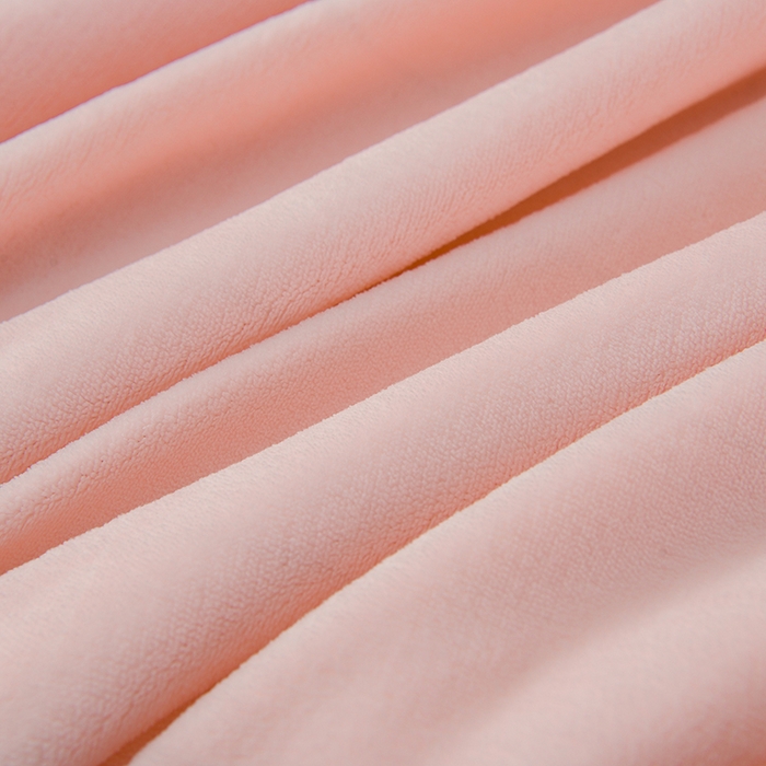 91家纺网 家纺一手货源 找家纺 德比尔斯 2025新款兔毛绒兔兔绒雕花牛奶绒四件套 叶影