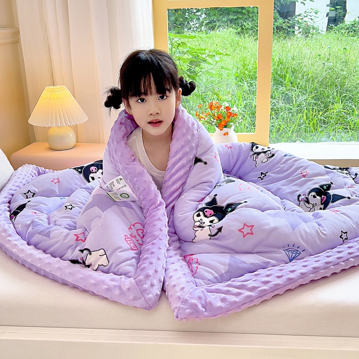 91家纺网 家纺一手货源 找家纺 吉咪兔家纺 25年新款三丽鸥库洛米儿童豆豆被针织棉幼儿园宝宝午睡春秋四季婴儿被子五星库洛米