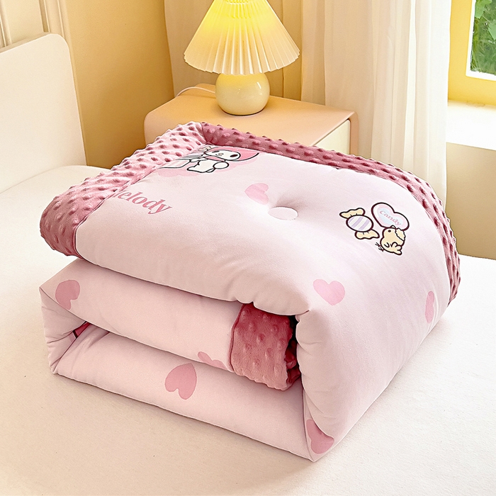 91家纺网 家纺一手货源 找家纺 吉咪兔家纺 25年新款三丽鸥库洛米儿童豆豆被针织棉幼儿园宝宝午睡春秋四季婴儿被子星星美乐蒂