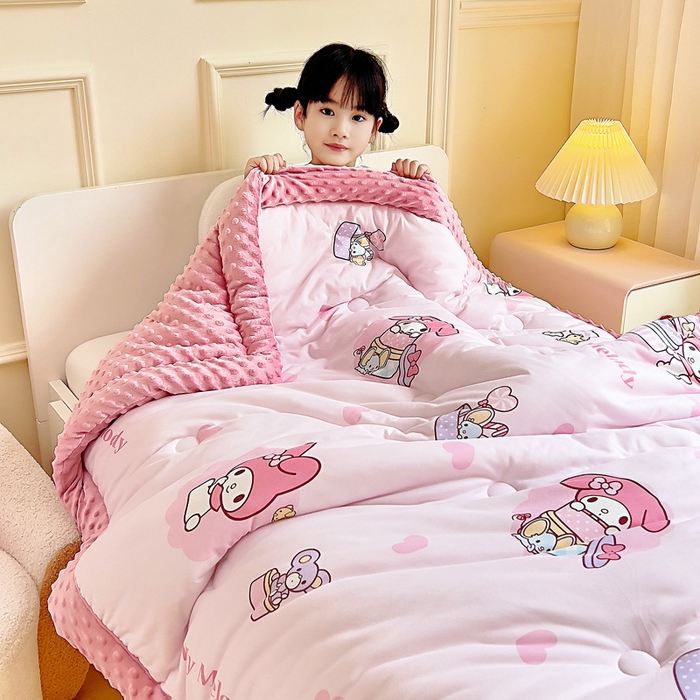 91家纺网 家纺一手货源 找家纺 吉咪兔家纺 25年新款三丽鸥库洛米儿童豆豆被针织棉幼儿园宝宝午睡春秋四季婴儿被子星星美乐蒂