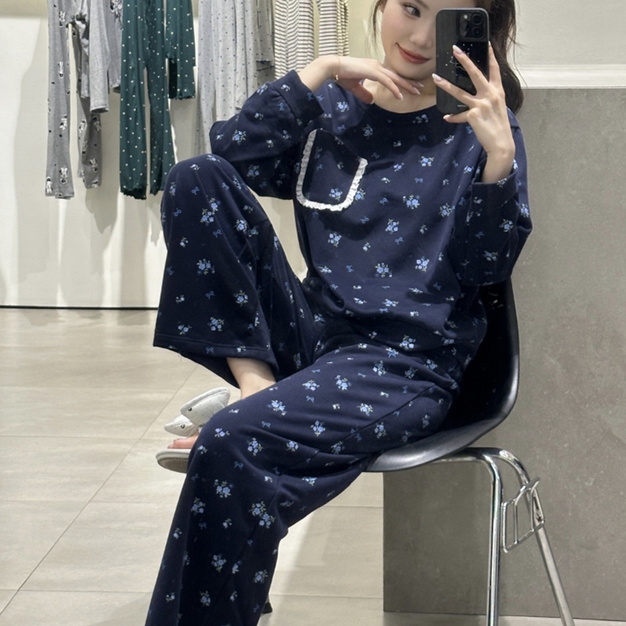 91家纺网 家纺一手货源 找家纺 （总）妍景家居生活馆 2025新款卫衣碎花圆领套装