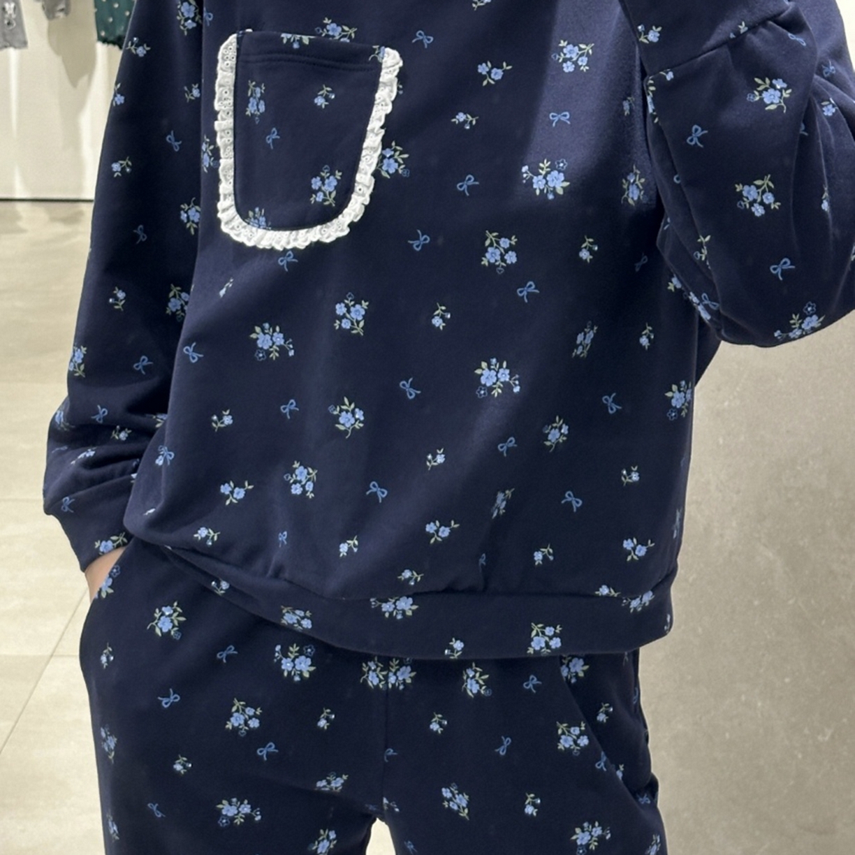 91家纺网 家纺一手货源 找家纺 （总）妍景家居生活馆 2025新款卫衣碎花圆领套装