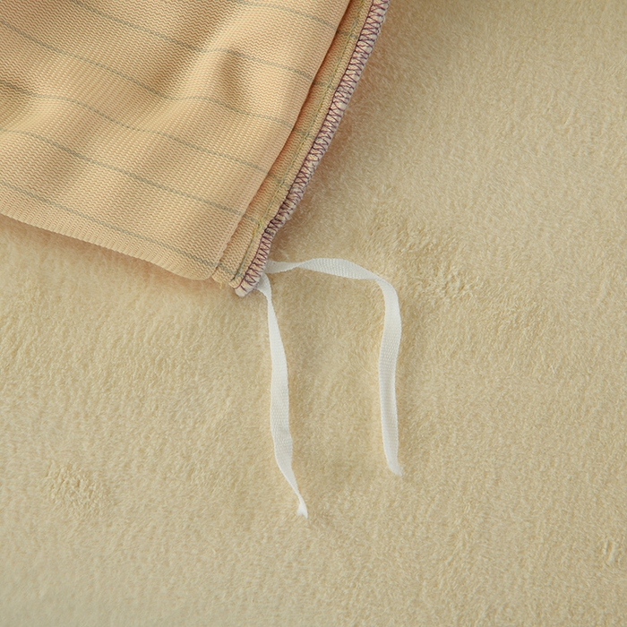 91家纺网 家纺一手货源 找家纺 德比尔斯 2025新款海獭毛石墨烯四件套 米娅-黄