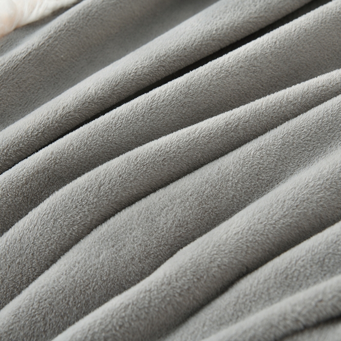 91家纺网 家纺一手货源 找家纺 德比尔斯 2025新款海獭毛石墨烯四件套 米娅-灰