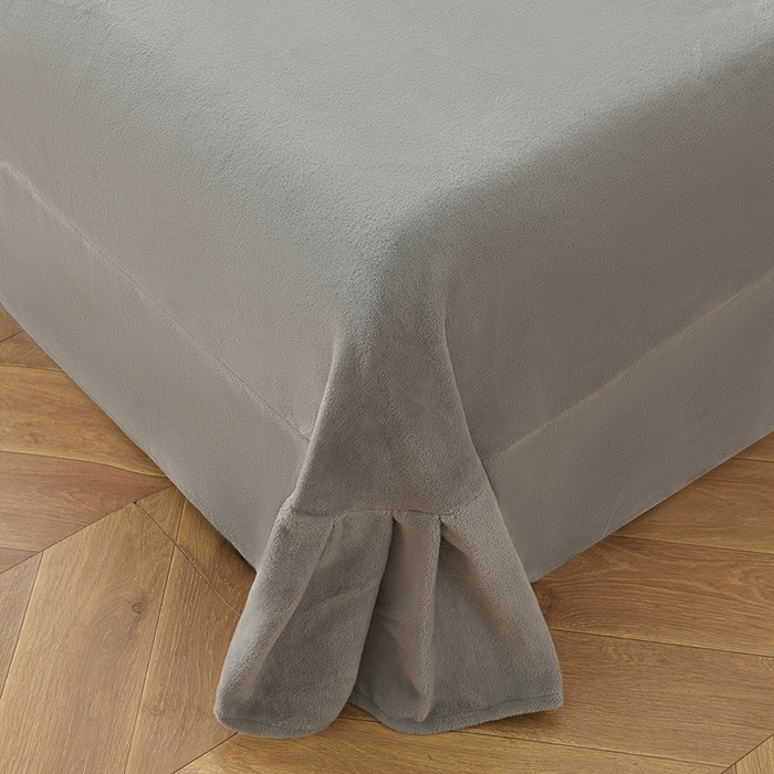 91家纺网 家纺一手货源 找家纺 德比尔斯 2025新款海獭毛石墨烯四件套 米娅-灰