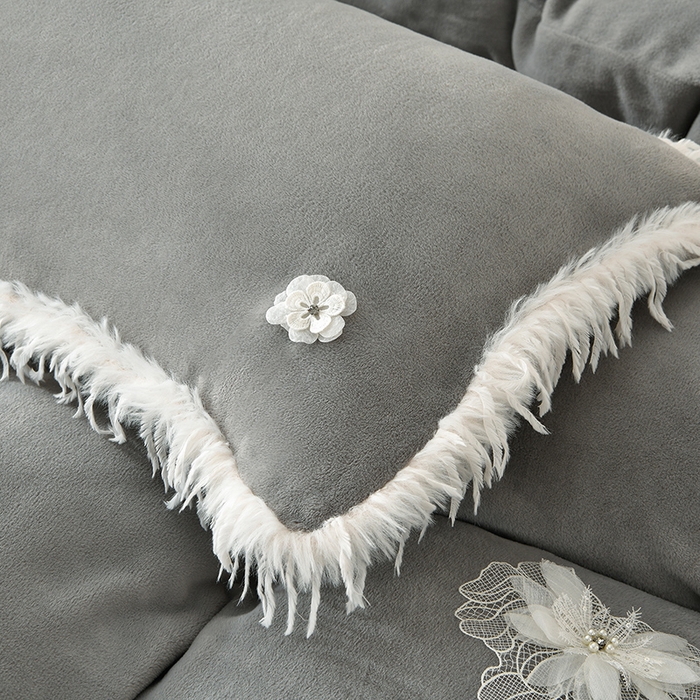 91家纺网 家纺一手货源 找家纺 德比尔斯 2025新款海獭毛石墨烯四件套 米娅-灰