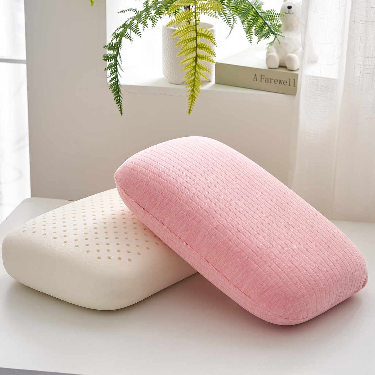 91家纺网 家纺一手货源 找家纺 乐可 2025新款条纹乳胶面包枕头枕芯抱枕午睡枕露营枕 条纹乳胶面包枕-MT1浅粉
