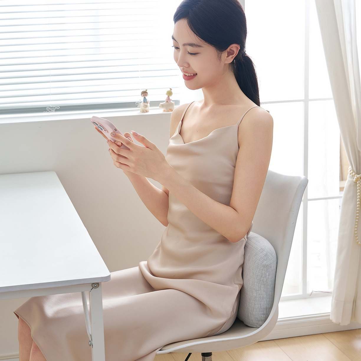 91家纺网 家纺一手货源 找家纺 乐可 2025新款条纹乳胶面包枕头枕芯抱枕午睡枕露营枕 条纹乳胶面包枕-MT1浅灰