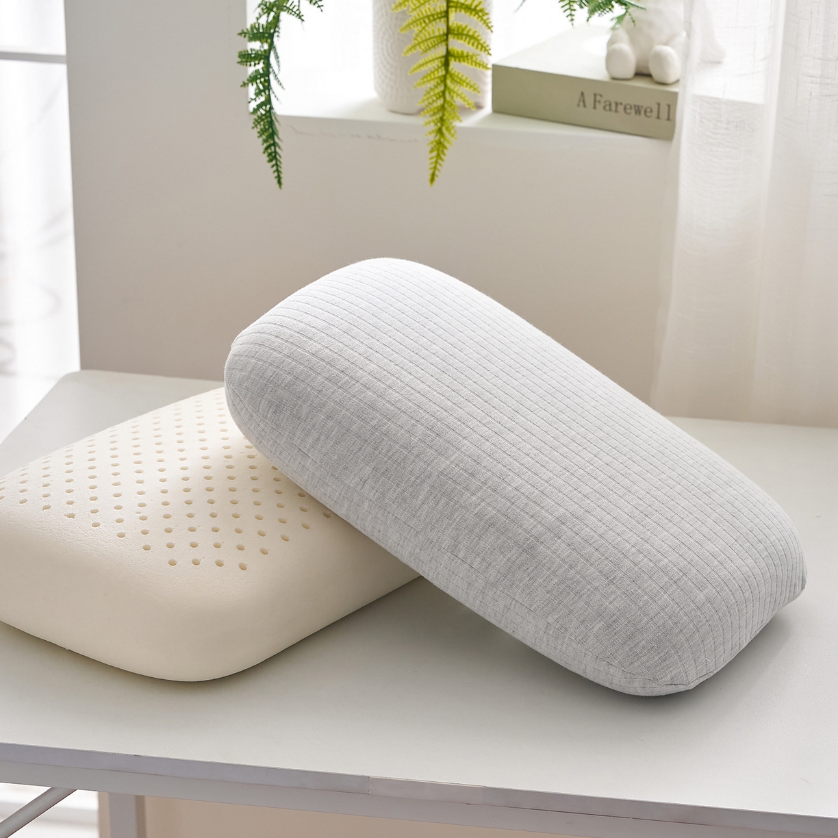 91家纺网 家纺一手货源 找家纺 乐可 2025新款条纹乳胶面包枕头枕芯抱枕午睡枕露营枕 条纹乳胶面包枕-MT1浅灰