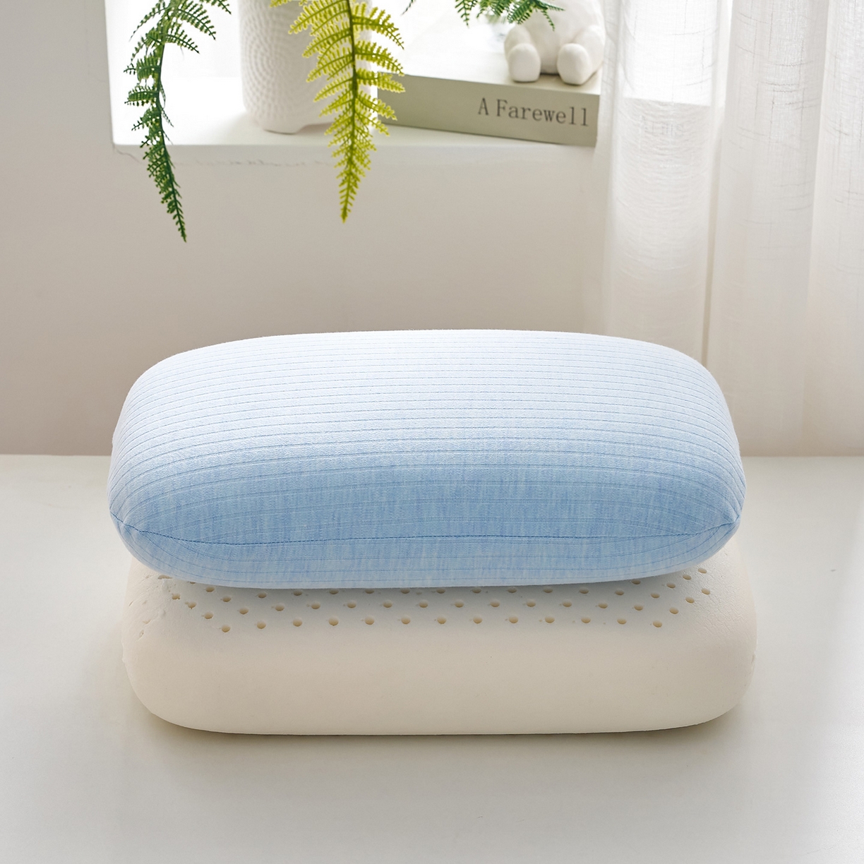 91家纺网 家纺一手货源 找家纺 乐可 2025新款条纹乳胶面包枕头枕芯抱枕午睡枕露营枕 条纹乳胶面包枕-MT1浅蓝