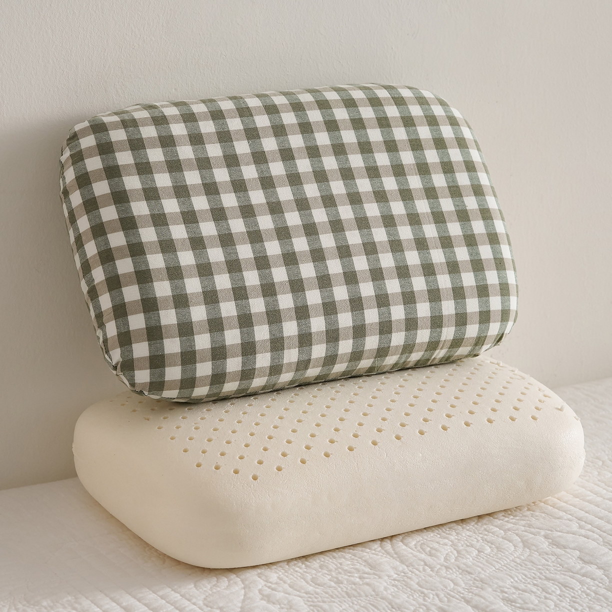 91家纺网 家纺一手货源 找家纺 乐可 2025新款水洗棉乳胶面包枕头枕芯抱枕午睡枕露营枕 水洗棉乳胶面包枕-MS1绿