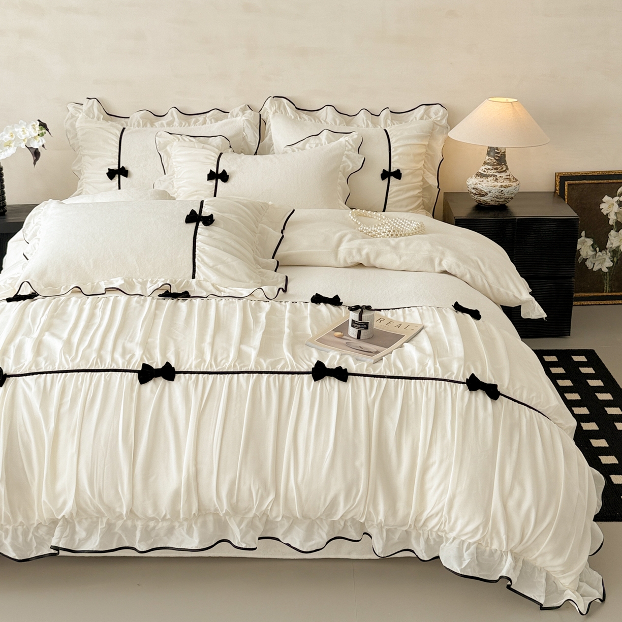 91家纺网 家纺一手货源 找家纺 米可 2025新款牛奶绒蕾丝花边四件套韩版法式公主风四件套~  安琪儿系列 安琪儿~白