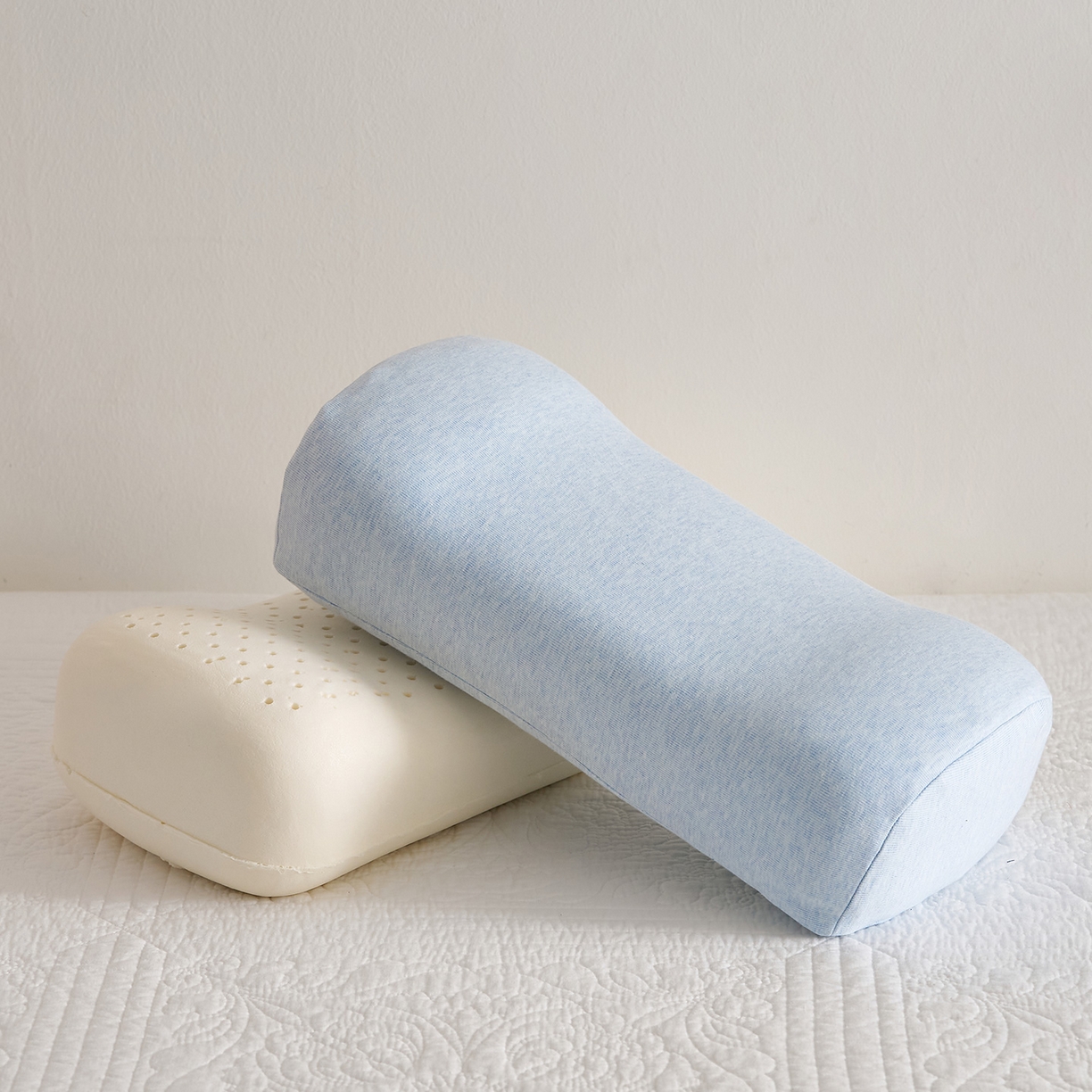 91家纺网 家纺一手货源 找家纺 乐可 2025新款针织棉乳胶便携枕头枕芯抱枕午睡枕露营枕 针织棉乳胶便携枕-XZ3天蓝