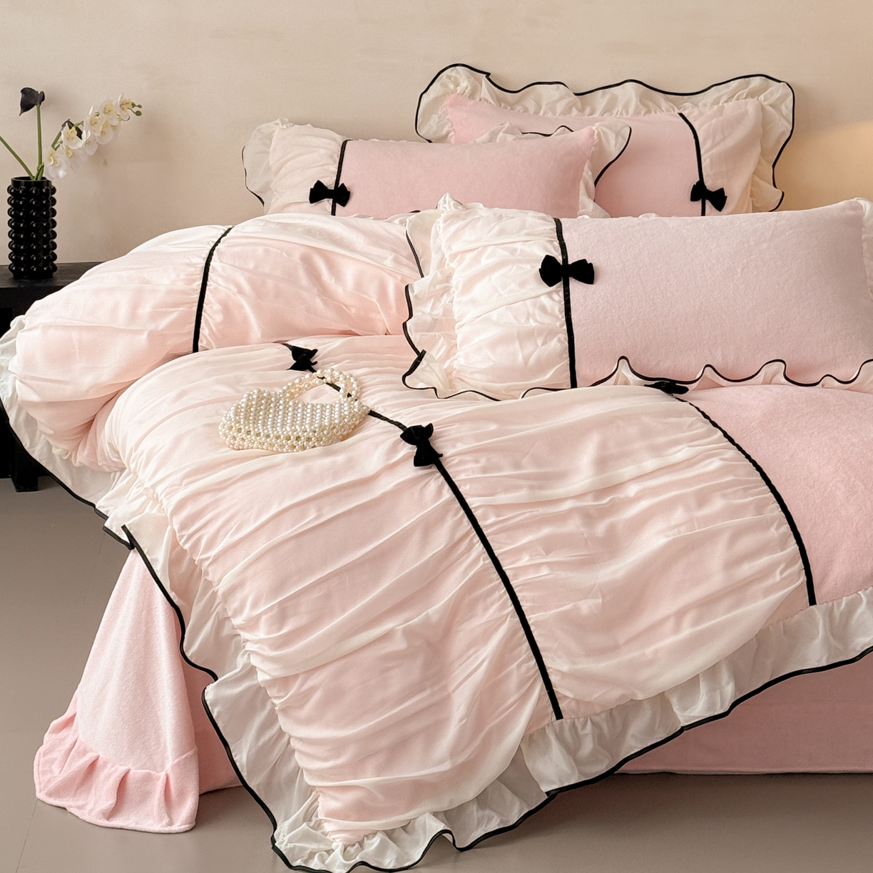 91家纺网 家纺一手货源 找家纺 米可 2025新款牛奶绒蕾丝花边四件套韩版法式公主风四件套~  安琪儿系列 安琪儿~粉