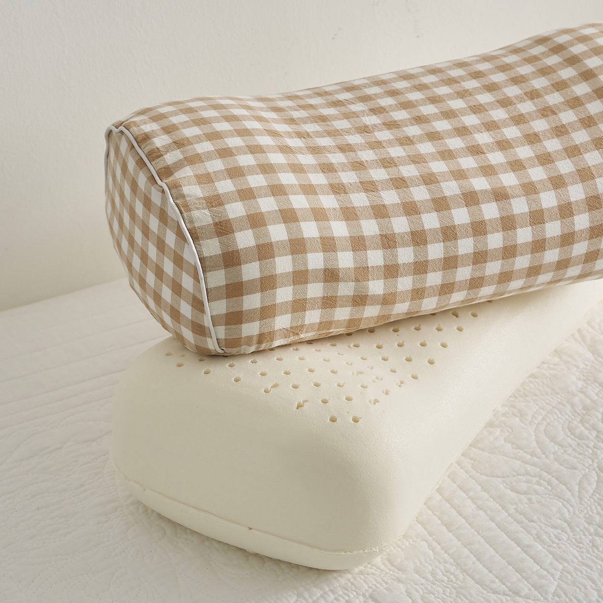 91家纺网 家纺一手货源 找家纺 （总）乐可 2025新款水洗棉乳胶便携枕头枕芯抱枕午睡枕露营枕