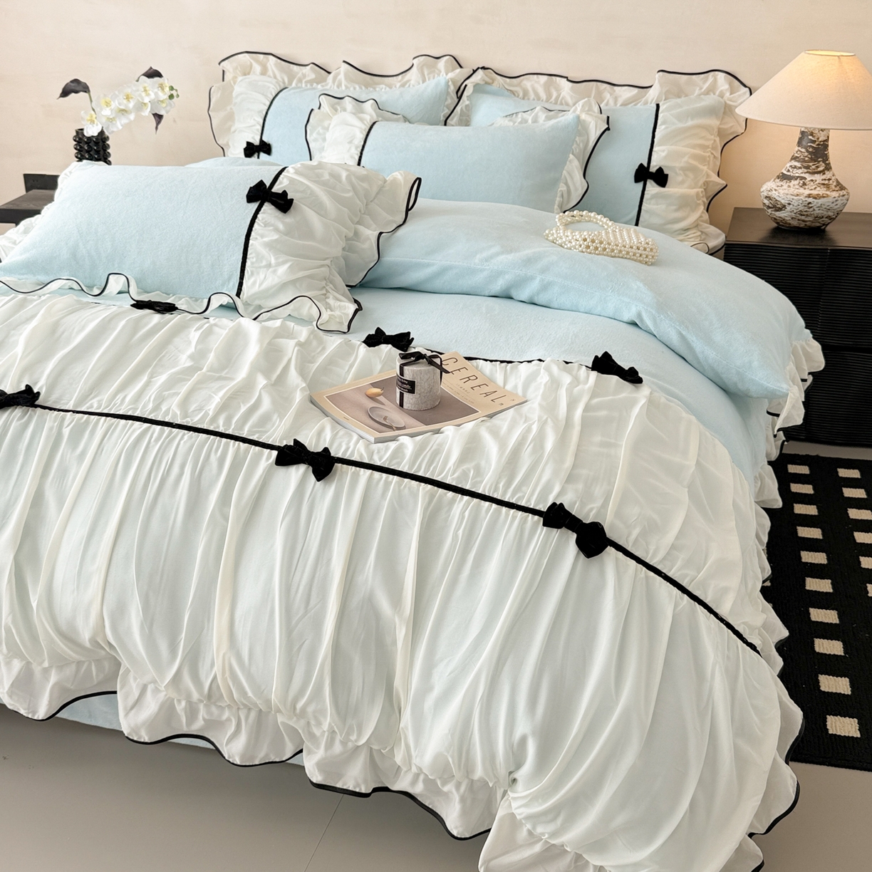 91家纺网 家纺一手货源 找家纺 米可 2025新款牛奶绒蕾丝花边四件套韩版法式公主风四件套~  安琪儿系列 安琪儿~蓝