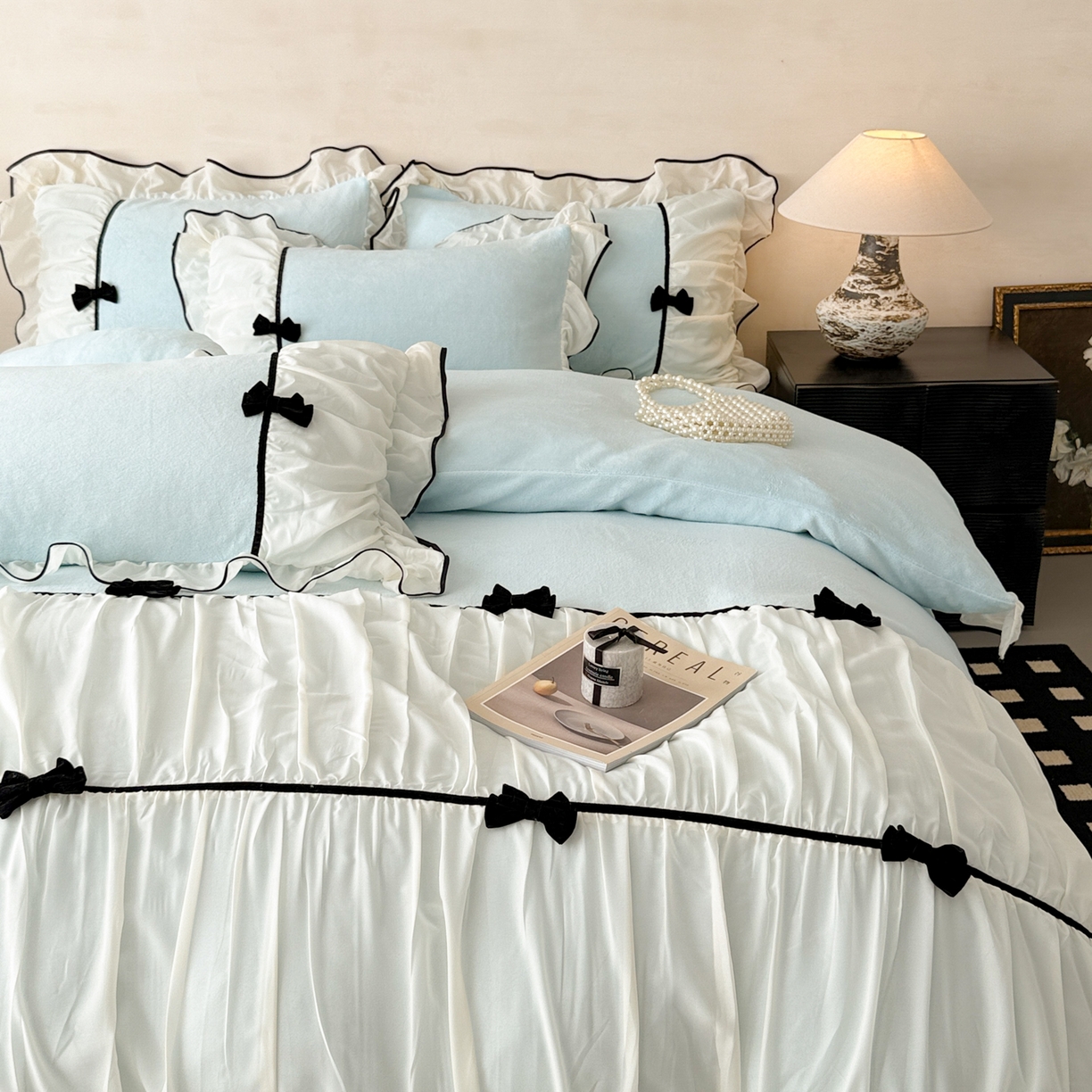 91家纺网 家纺一手货源 找家纺 米可 2025新款牛奶绒蕾丝花边四件套韩版法式公主风四件套~  安琪儿系列 安琪儿~蓝