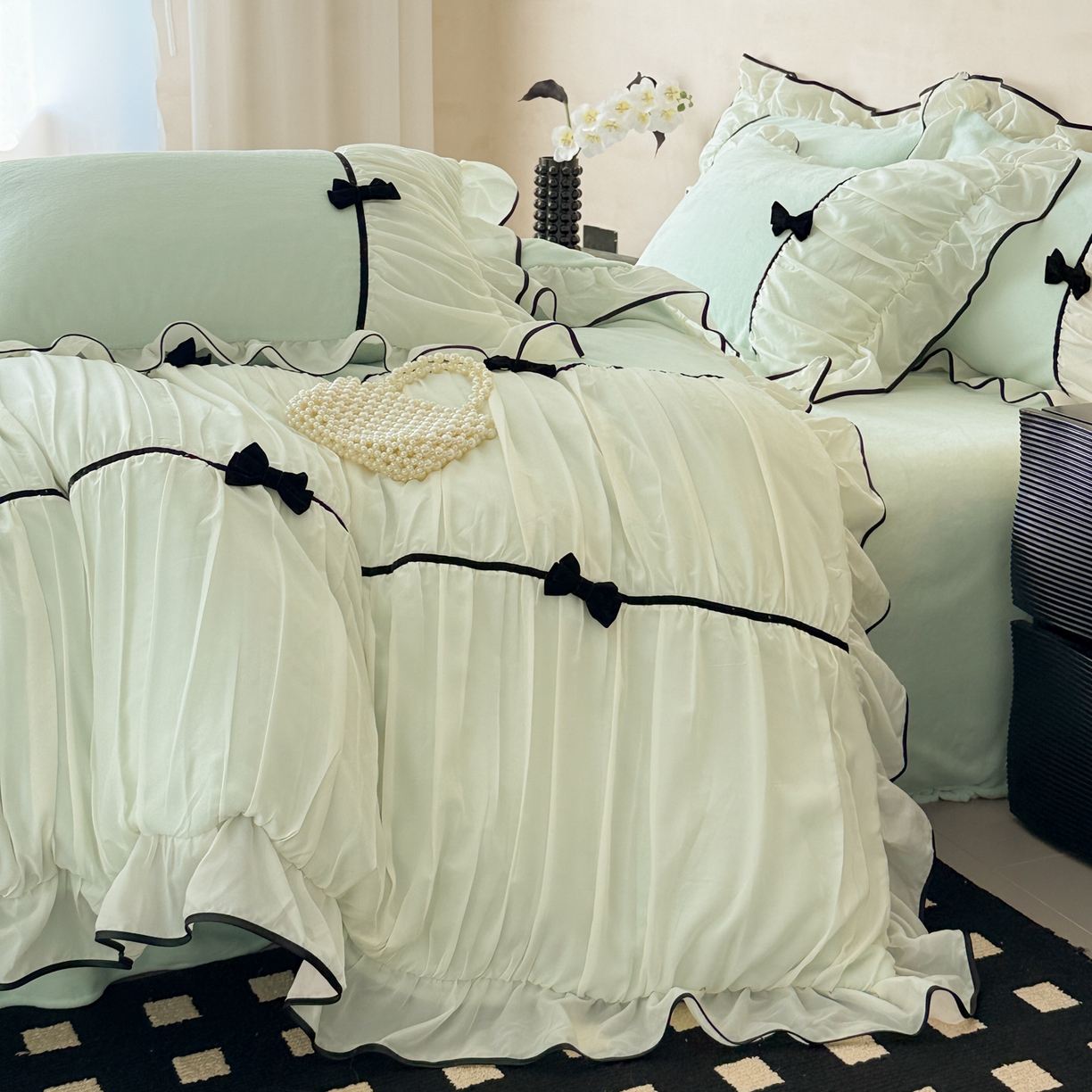 91家纺网 家纺一手货源 找家纺 米可 2025新款牛奶绒蕾丝花边四件套韩版法式公主风四件套~  安琪儿系列 安琪儿~绿