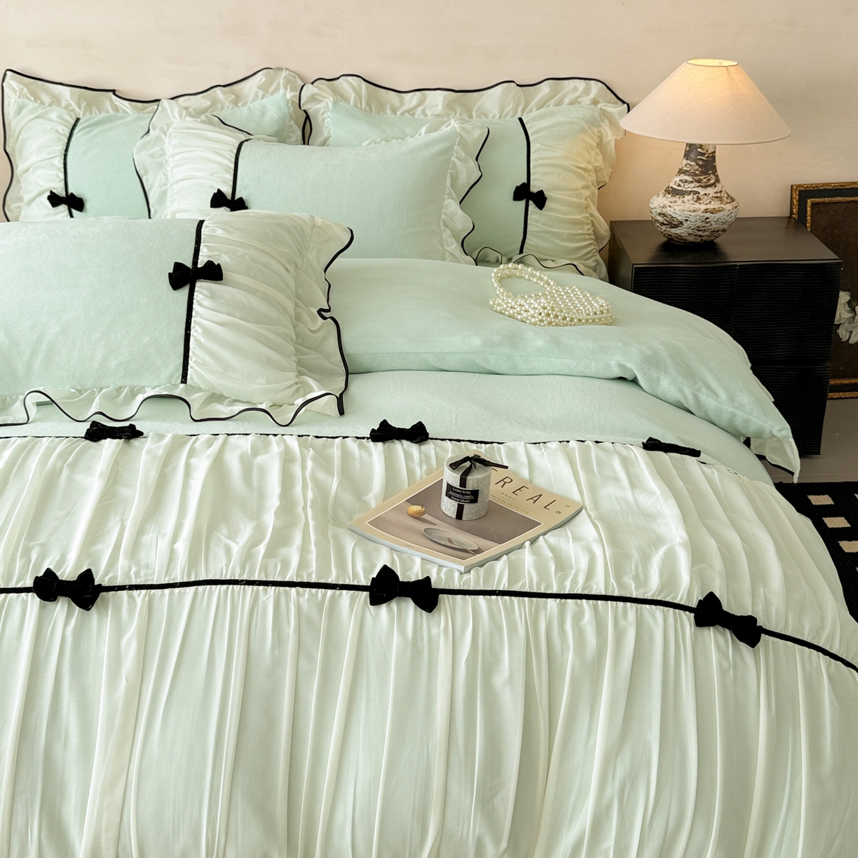 91家纺网 家纺一手货源 找家纺 米可 2025新款牛奶绒蕾丝花边四件套韩版法式公主风四件套~  安琪儿系列 安琪儿~绿