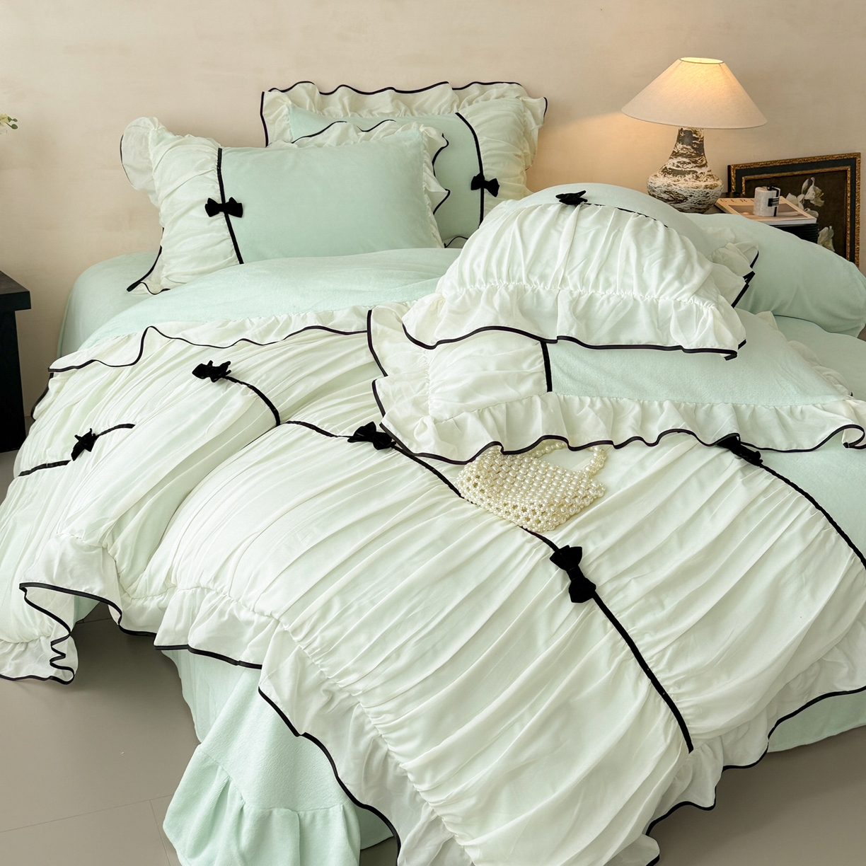 91家纺网 家纺一手货源 找家纺 米可 2025新款牛奶绒蕾丝花边四件套韩版法式公主风四件套~  安琪儿系列 安琪儿~绿