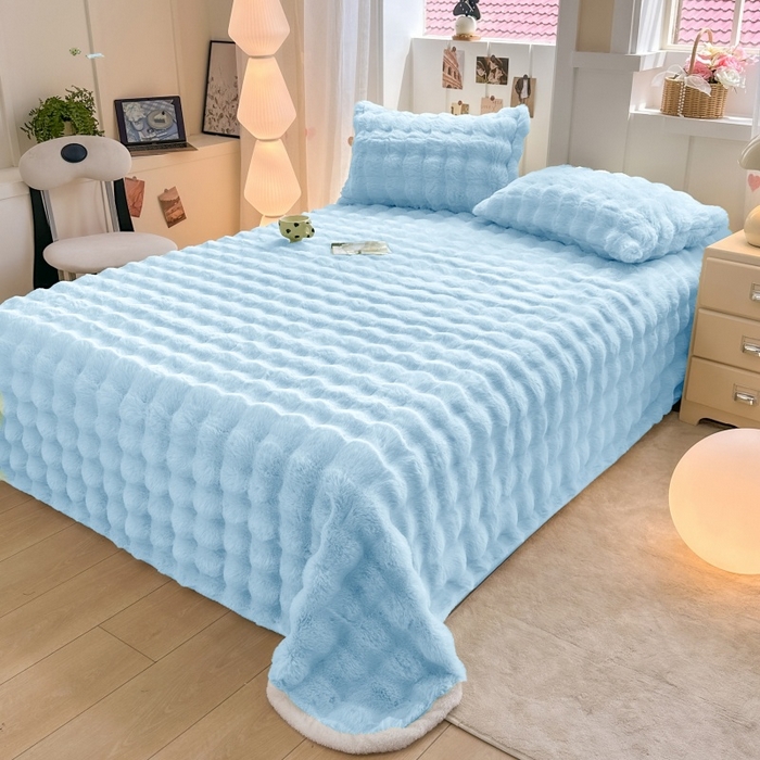 91家纺网 家纺一手货源 找家纺 麒东家纺 2025新款加厚纯色兔毛绒泡泡单床单 天蓝