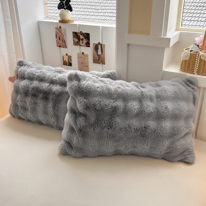 91家纺网 家纺一手货源 找家纺 麒东家纺 2025新款加厚纯色兔毛绒泡泡单床单 浅灰