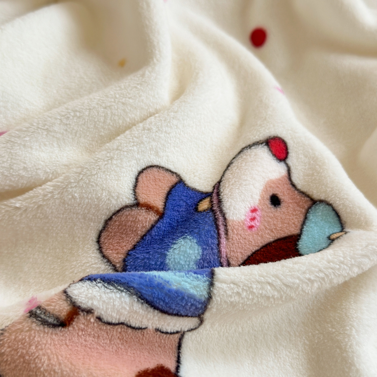 91家纺网 家纺一手货源 找家纺 丽美人家纺 2025新款小版印花牛奶绒四件套 甜品腊肠狗