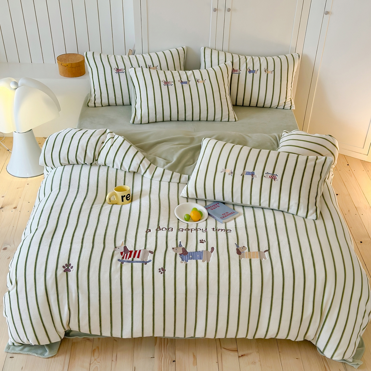 91家纺网 家纺一手货源 找家纺 （总）优悦生活馆 2025新款牛奶绒卡通印花刺绣四件套系列