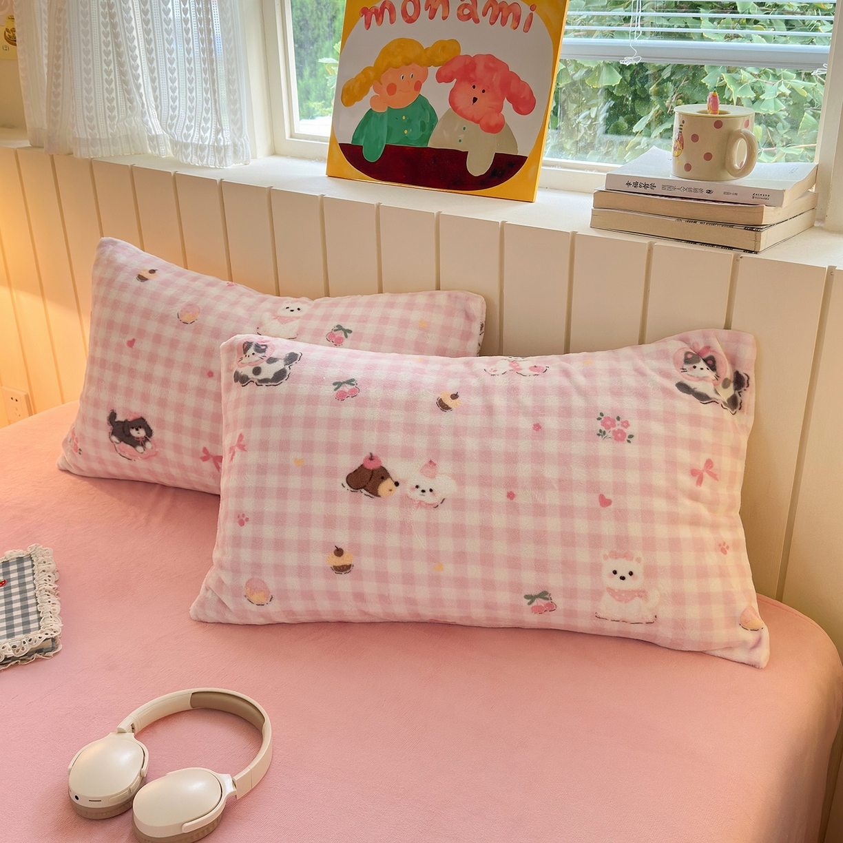 91家纺网 家纺一手货源 找家纺 丽美人家纺 2025新款小版印花牛奶绒四件套 格子小狗