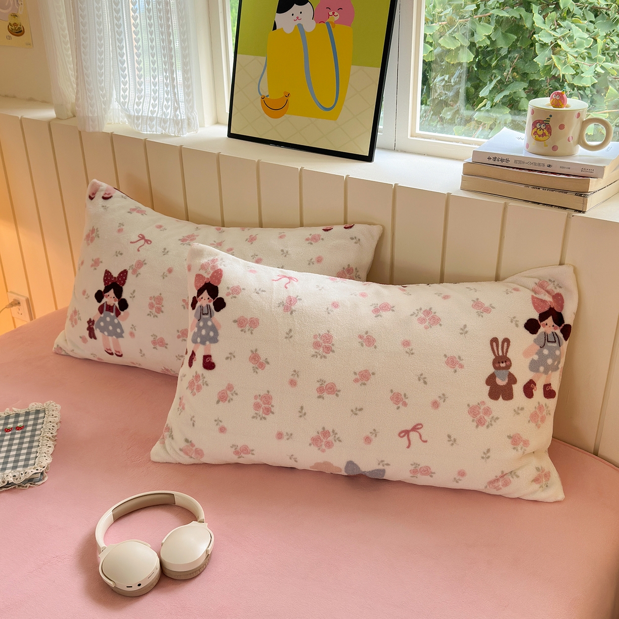 91家纺网 家纺一手货源 找家纺 丽美人家纺 2025新款小版印花牛奶绒四件套 玫瑰女孩