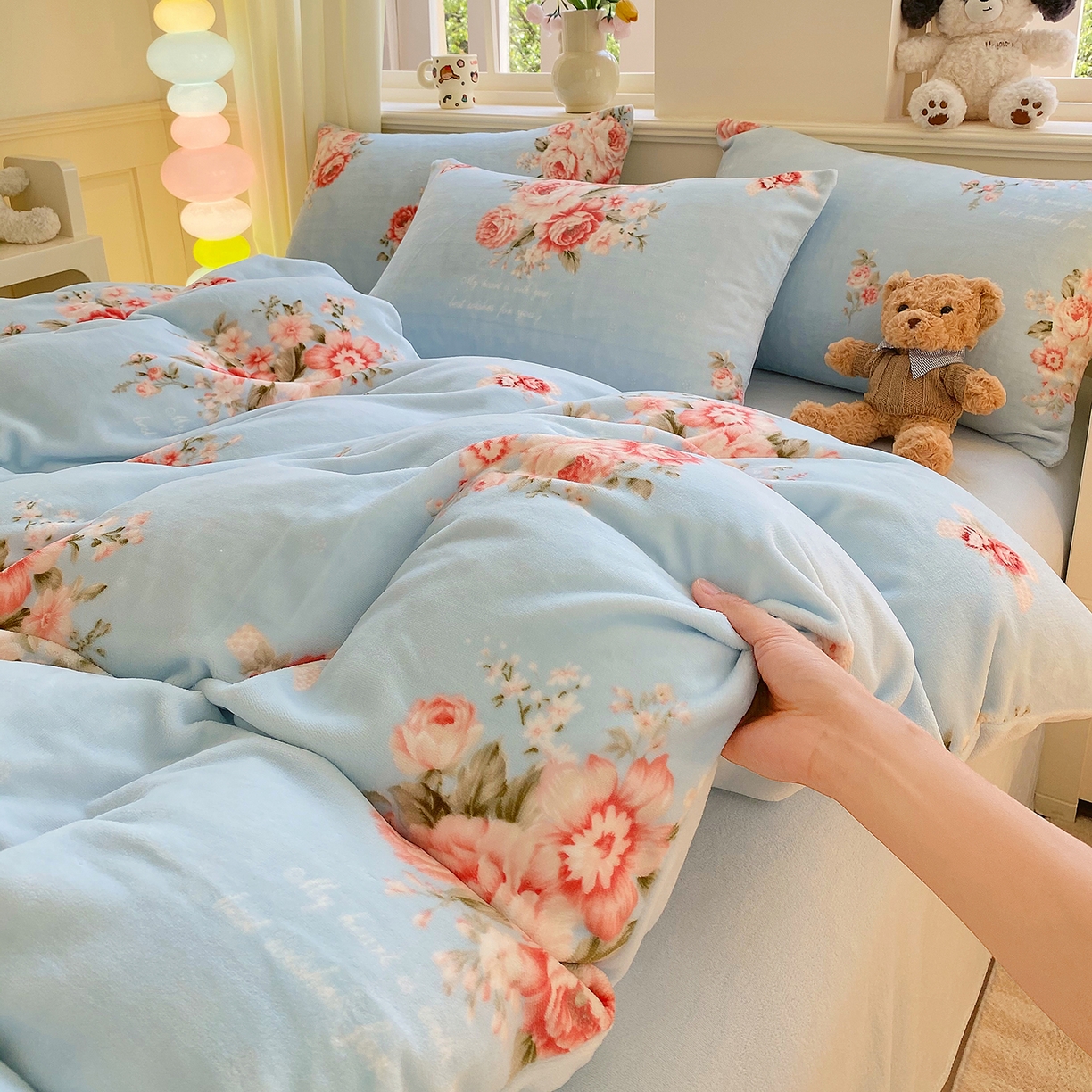 91家纺网 家纺一手货源 找家纺 （总）悦织湾家纺 2025新款高克重牛奶绒印花四件套床单床笠轻奢时尚床上用品三四件套被套