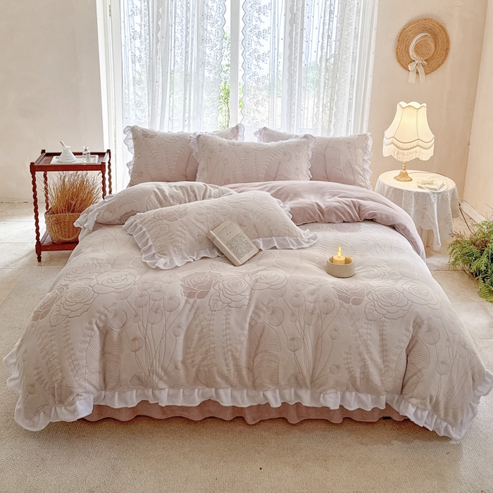 野合家纺 2025新款加厚雕花牛奶绒床盖款四件套半夏风情-粉