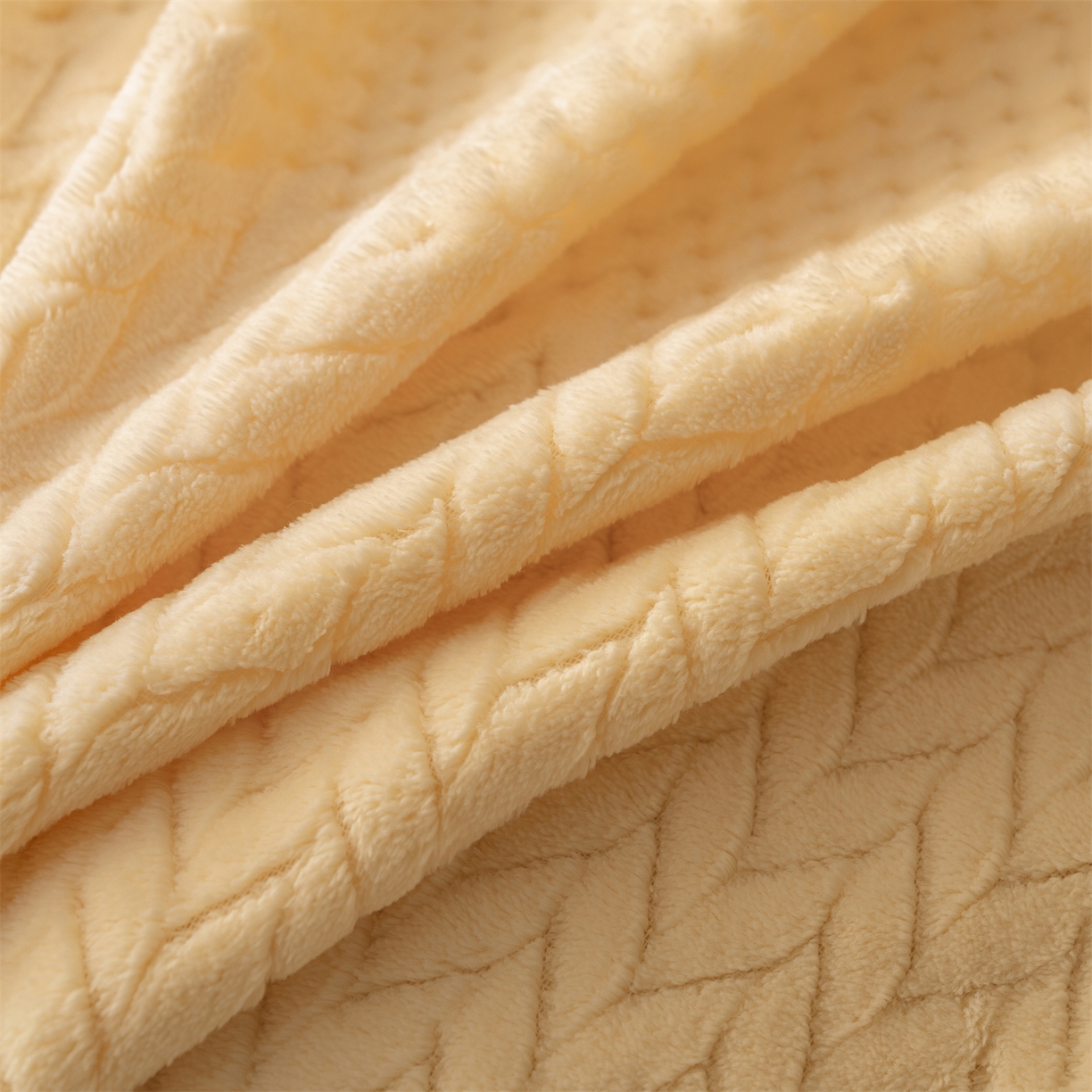 91家纺网 家纺一手货源 找家纺 源舍家纺 2025新款色织拼色编织提花轻奢牛奶绒四件套（场景二） 织锦-暖阳