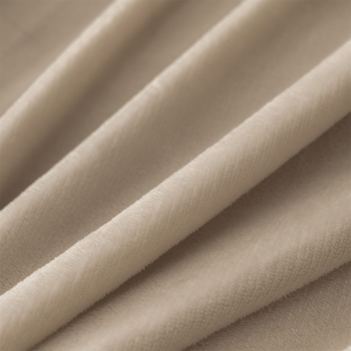 91家纺网 家纺一手货源 找家纺 源舍家纺 2025新款色织拼色编织提花轻奢牛奶绒四件套（场景二） 织锦-咖韵