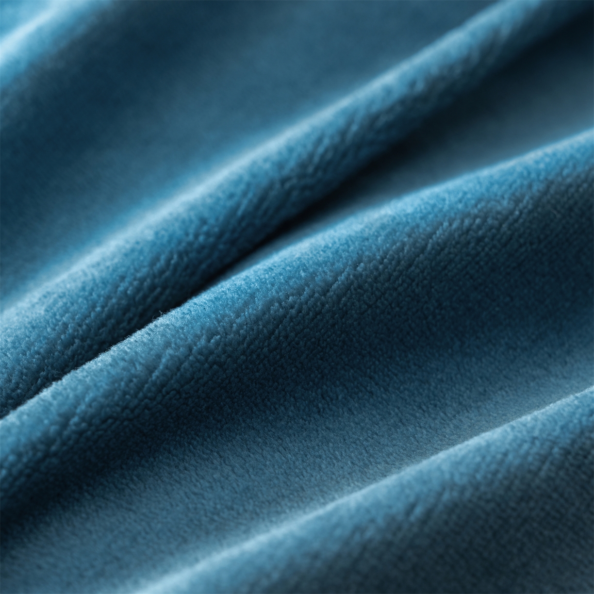 91家纺网 家纺一手货源 找家纺 源舍家纺 2025新款色织拼色编织提花轻奢牛奶绒四件套（场景二） 织锦-蓝谧