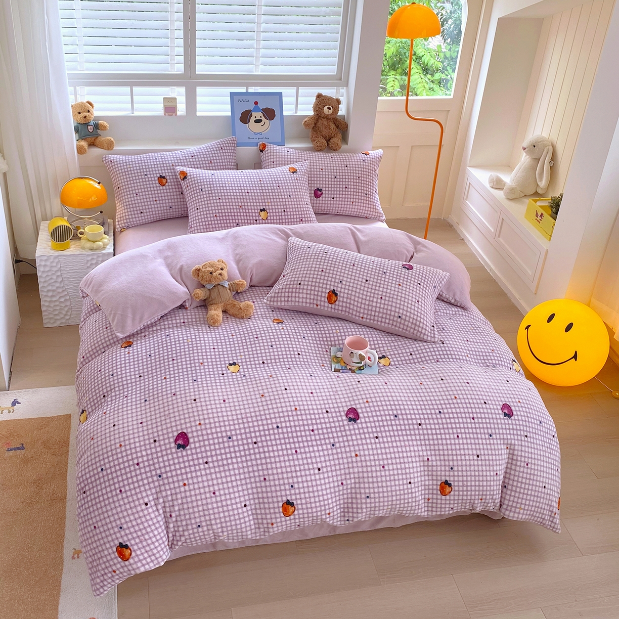 91家纺网 家纺一手货源 找家纺 悦织湾家纺 2025新款高克重牛奶绒印花四件套床单床笠轻奢时尚床上用品三四件套被套 彩色草莓