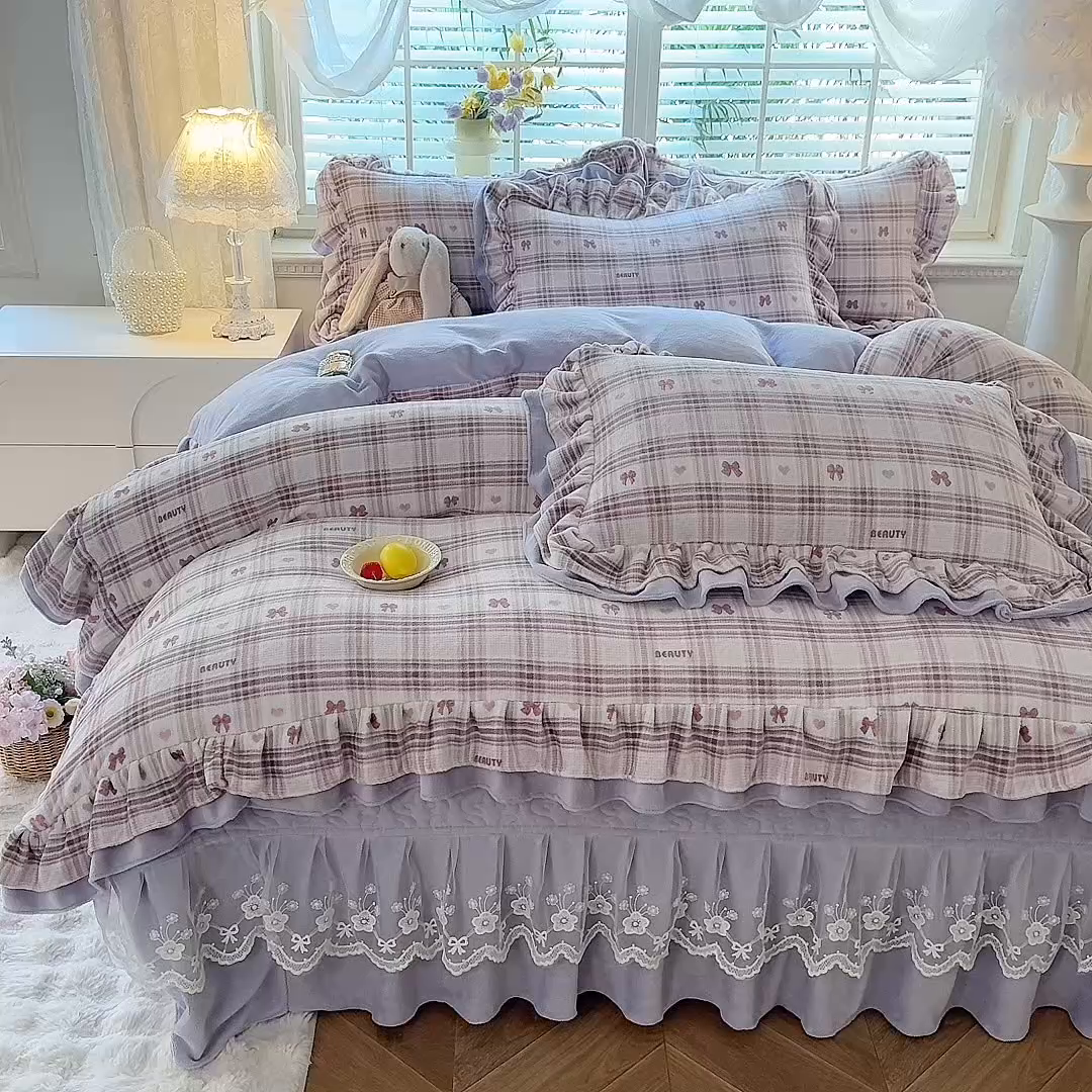 91家纺网 家纺一手货源 找家纺 绒棉世家 2025秋冬新款A类加厚牛奶绒花边床盖款床裙四件套（特殊尺寸床笠另外+10元） 洛莉