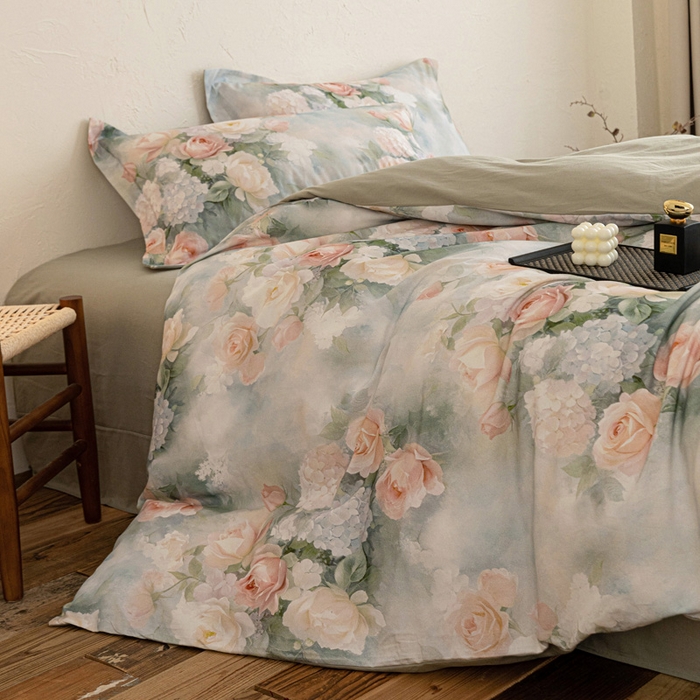 91家纺网 家纺一手货源 找家纺 棉生活家纺 2025秋冬新款长绒棉纯棉数码印花陶瓷磨毛四件套 葵樱