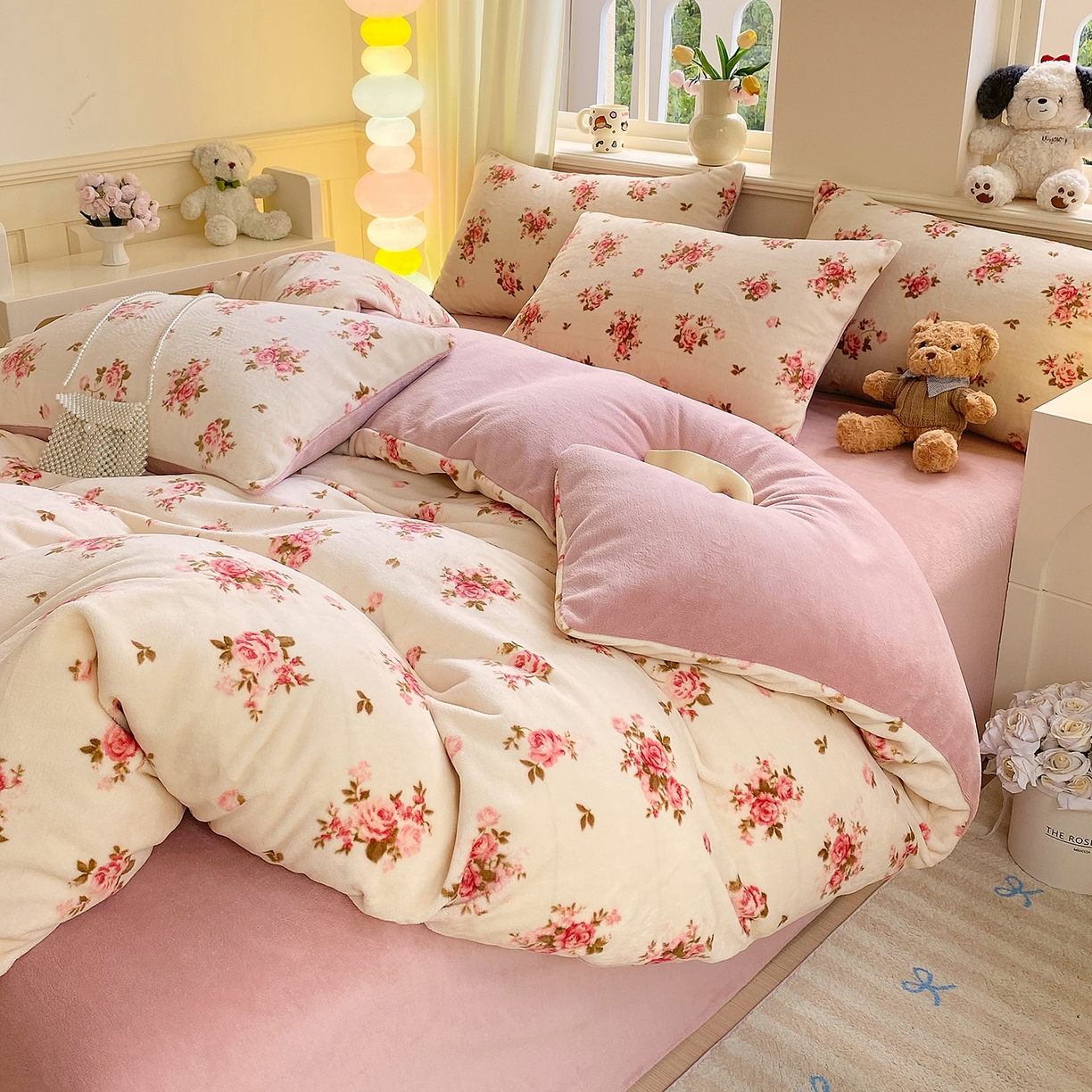 91家纺网 家纺一手货源 找家纺 悦织湾家纺 2025新款高克重牛奶绒印花四件套床单床笠轻奢时尚床上用品三四件套被套 花仙子