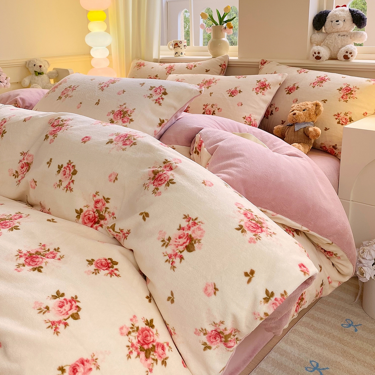 91家纺网 家纺一手货源 找家纺 悦织湾家纺 2025新款高克重牛奶绒印花四件套床单床笠轻奢时尚床上用品三四件套被套 花仙子